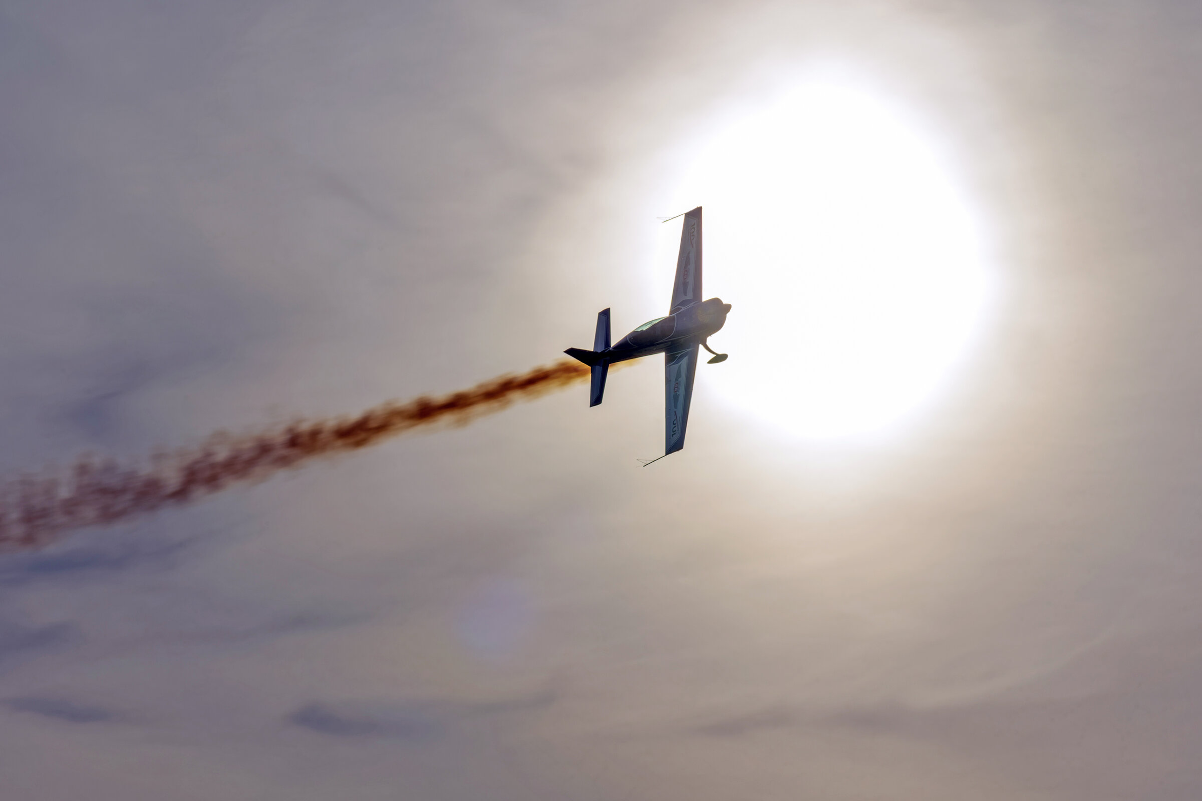 Akrobacja Extra 300L SP-EKS w powietrzu