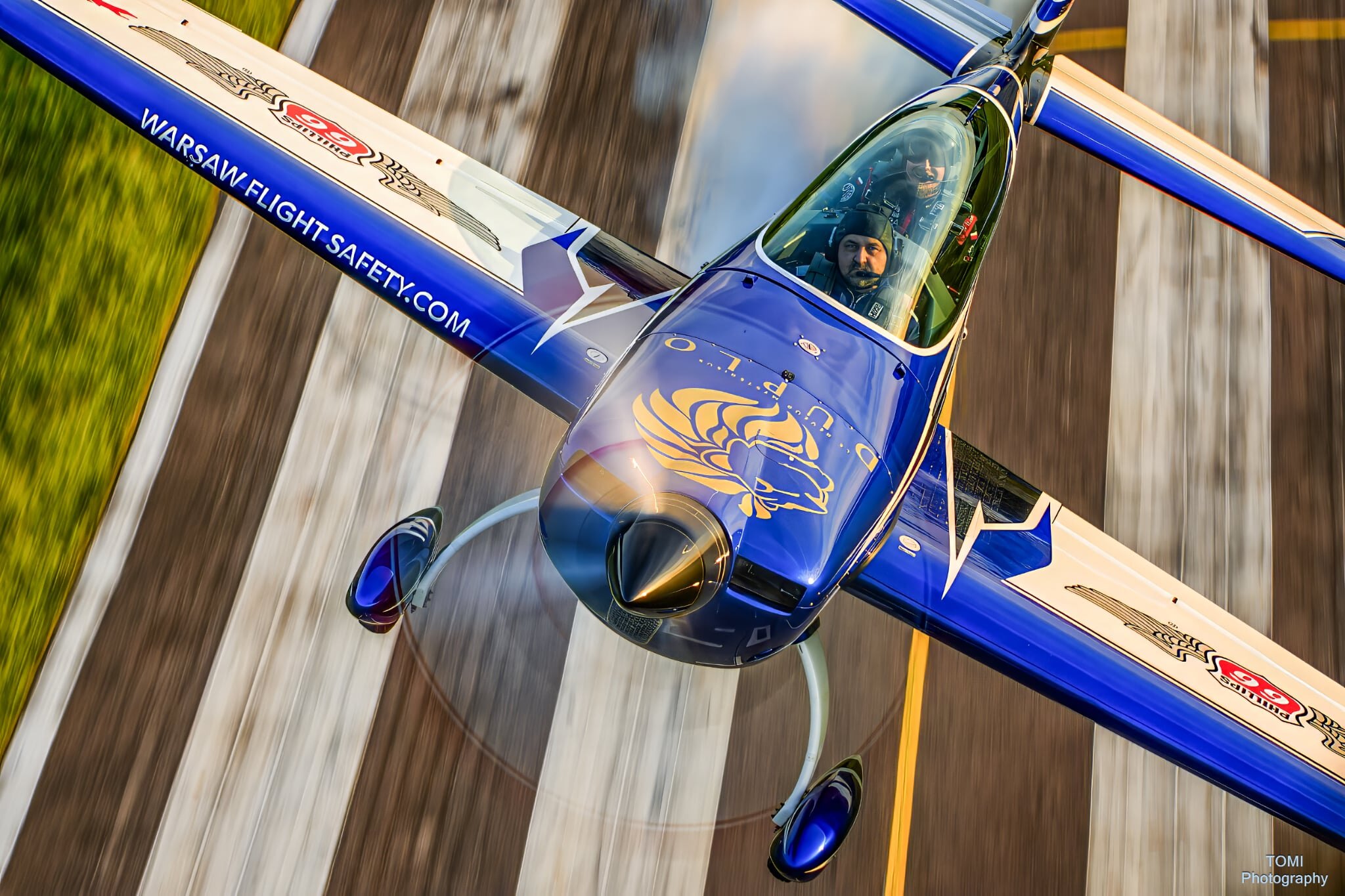 Sesja air-to-air ATAM #37 z Extra 300L nad Piotrkowem Trybunalskim