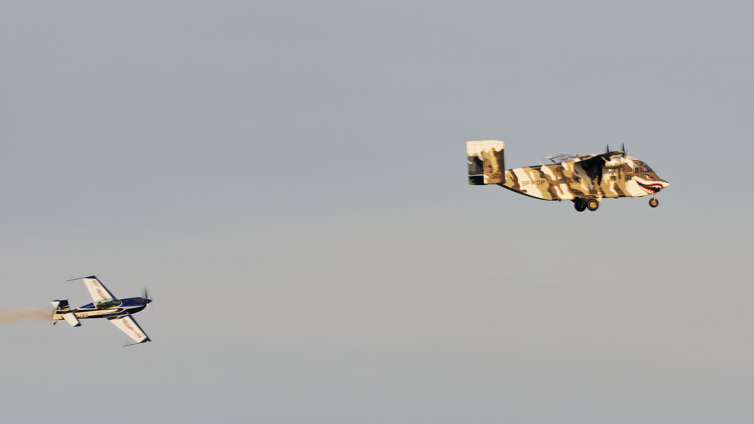 SP-EKS podczas dynamicznego przelotu